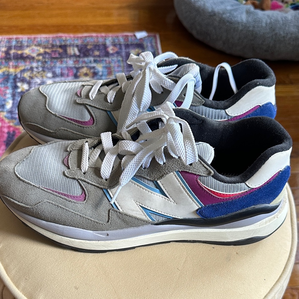 New Balance Gray and Blue Athletic Shoes